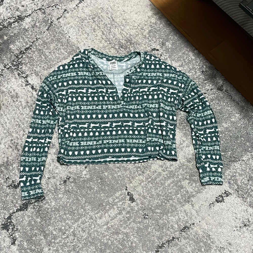 Super soft button neck crop top size S VS Pink